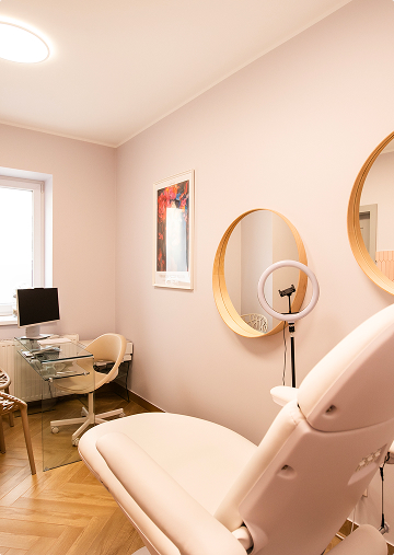 gabinet polozniczo ginekologiczny wnetrze jednego z gabinetow